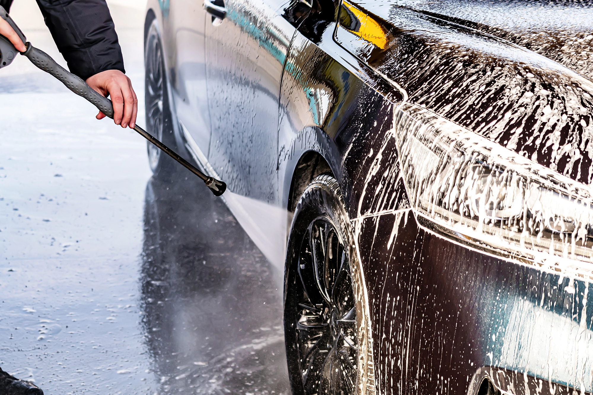 Čiščenje avtomobila po dopustu